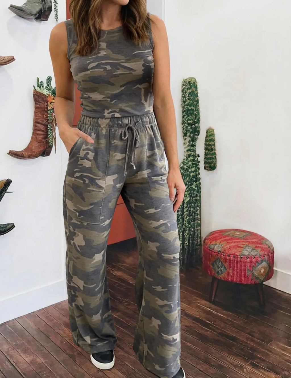 Women’s Western Camouflage Sleeveless Tank Top Pants Set
